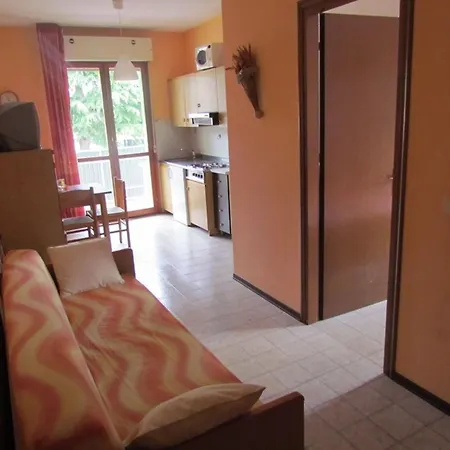 Apartment Relax And Chill By The Pool-beahost