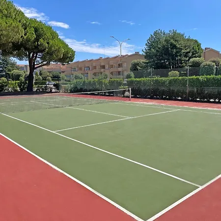 Relax And Chill By The Pool-beahost Apartment