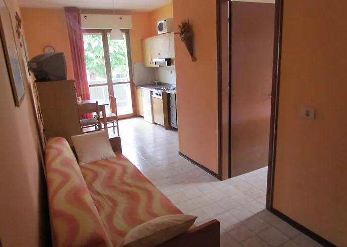 Lägenhet Relax And Chill By The Pool-beahost